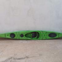 Kayak usato 4/5 volte
Completo di pagaia e carrell