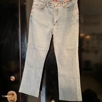 Due pantaloni carrera