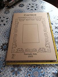 Magic World Cornice-PortaFoto in Kit di Kartone