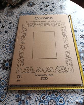 Magic World Cornice-PortaFoto in Kit di Kartone