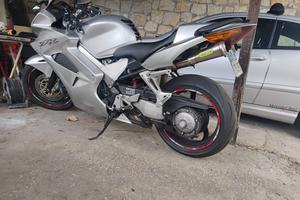 Honda Vfr 800 V-tech iscritta FMI