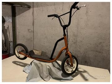 Monopattino da cross..