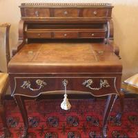 Scrittoio Antico a Rullo con Intarsi e Bronzi 900