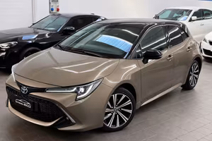 TOYOTA Corolla 1.8 Hybrid Style