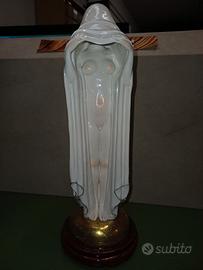 Porcellana damina nuda misteriosa di Luigi Fabris