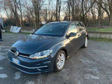 VOLKSWAGEN GOLF 1.6 TDI DSG  EURO6 D-TEMP