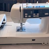 Macchina Ricamatrice e per cucire Necchi