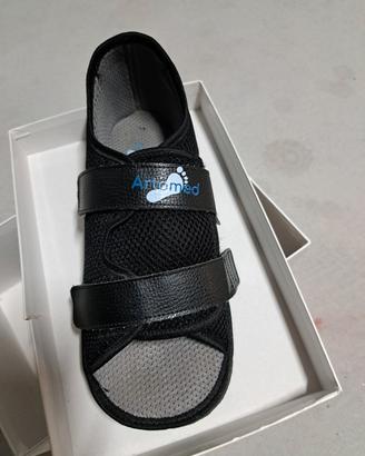 Scarpa ortopedia per intervento alluce valgo