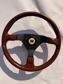 Volante in legno Momo Design