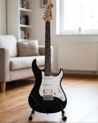 Chitarra Elettrica Yamaha EG 112C + Amplificatore