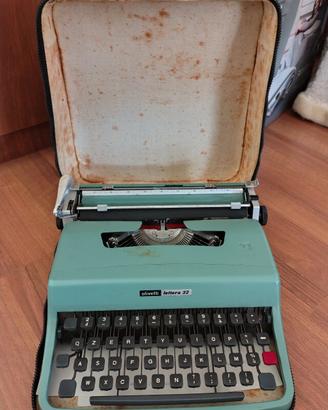 Macchina da scrivere vintage