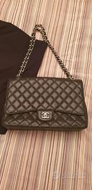 Chanel Jumbo maxi nera
