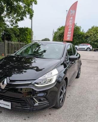 Renault Clio Moschino TCe 5 porte adatta a neopate