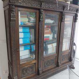 Boiserie - Libreria e scrivania 