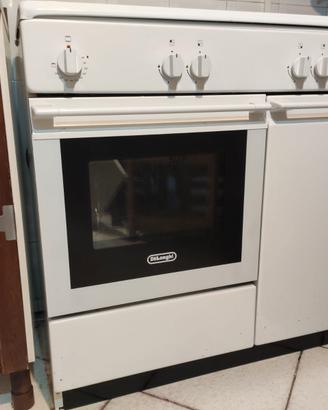 Cucina a Gas De Longhi con Forno