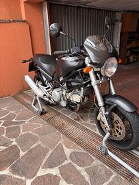 Ducati Monster 750 Dark