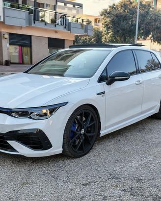VOLKSWAGEN Golf 8� serie Golf 2.0 TSI DSG 4Moti...