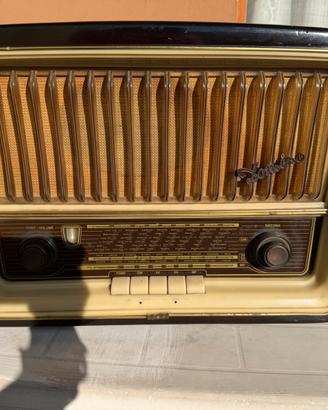 Radio d’epoca Domino Telefunken Mod. R176