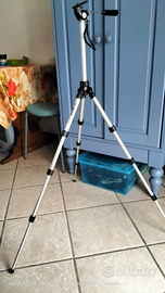 Cavalletto per macchina fotografica e videocamera