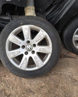 cerchi in lega volkswagen passat 16"