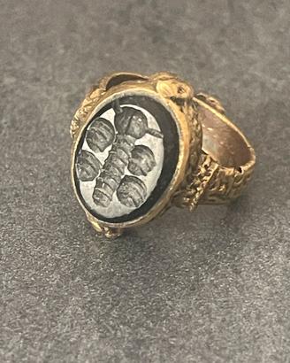 Anello Sigillo con intaglio in bronzo e Opalite
