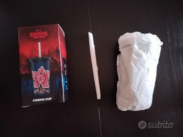 bicchiere stranger things 