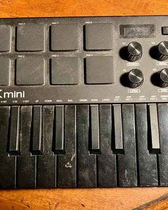 Akai professional mpk mini