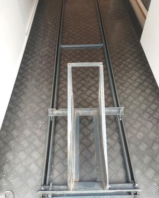 Bloccaruota pollicino per moto e scooter camper