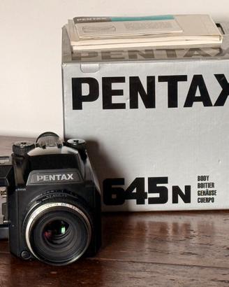 Pentax 645N + obiettivo FA 75mm f/2.8