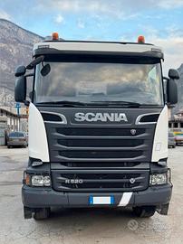 Trattore doppio ponte Scania 520