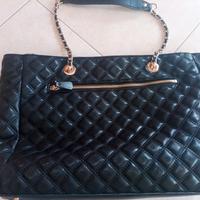 Borsa e portafoglio guess donna 