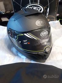 Casco devil carbon