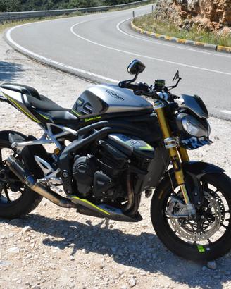 Triump Speed Triple 1200 RS