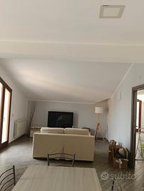 Appartamento ammobiliato 