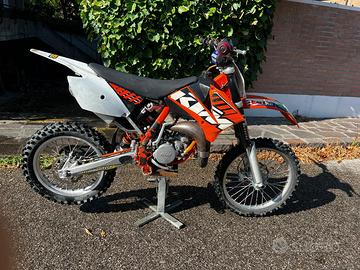 Moto KTM 85 SX cross