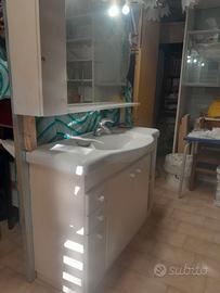 Mobile con lavello per bagno con specchio
