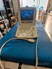 ecografo sonoscape SSI1000 e chison 8300vet