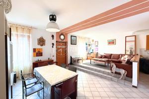 Ampio Bilocale con Giardino a Vedano