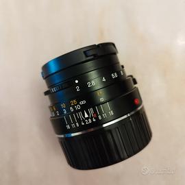 Minolta M-Rokkor 40mm F2 attacco Leica M