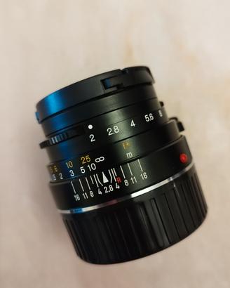 Minolta M-Rokkor 40mm F2 attacco Leica M