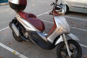 Piaggio Beverly 350 ST