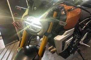 SUZUKI GSX-8T km0