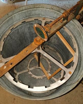 Smielatore - Attrezzatura apistica