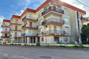 3 LOCALI A GALLIPOLI