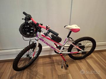 Bicicletta ragazzina
