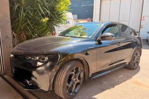 Alfa Romeo Stelvio 2.2 Turbodiesel 210 CV AT8 Q4 V