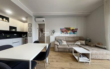 TRILOCALE RISTRUTTURATO VICINO ALLA STAZIONE - PRO