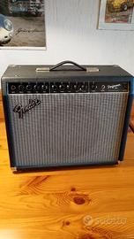 Amplificatore Fender performer 650