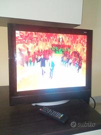 TV 20" con ricevitore DVB T2 scart esterno