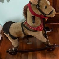 Cavallo a dondolo e cavalcabile 2-in-1